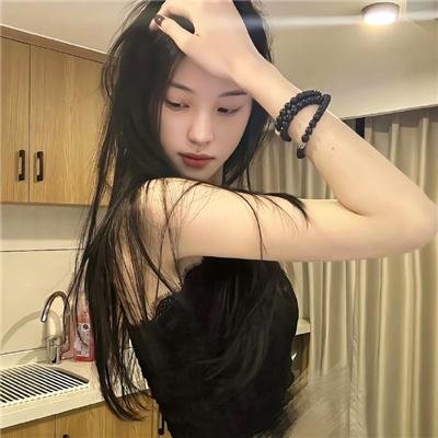 燕子与鹦鹉